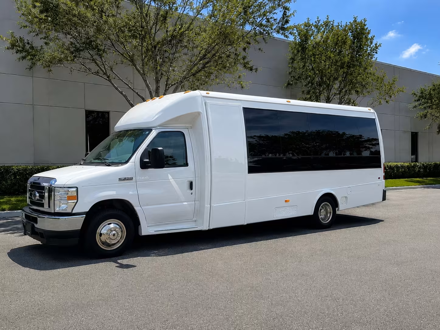 minibus rentals for el cajon youth league and club teams